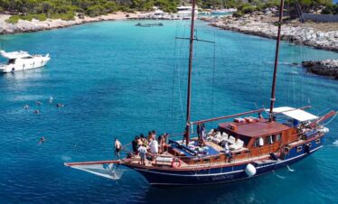 All Day Cruise to Saronic Islands (from Athens) – Aegina & Agistri