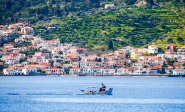 Athens and Saronic Gulf – Spetses & Hydra